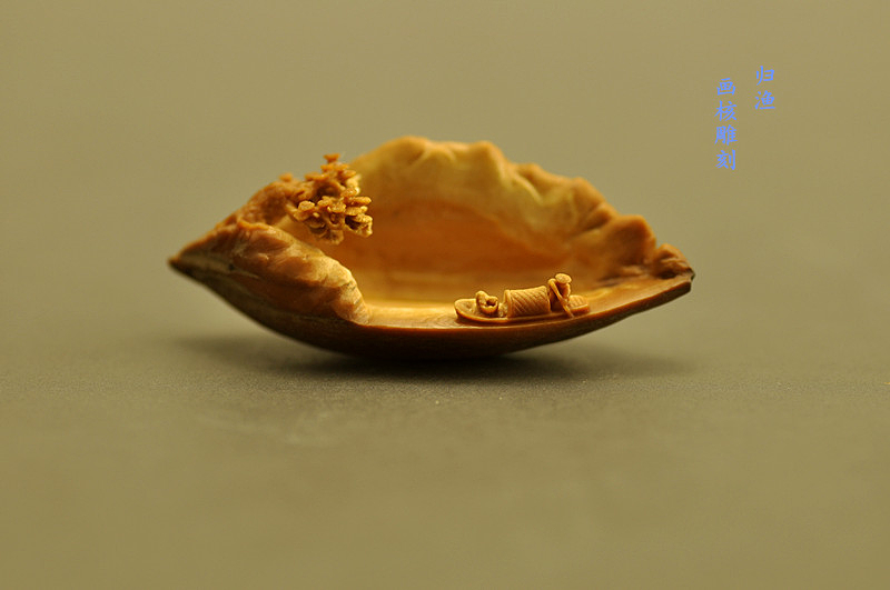 《归渔》 画核雕刻 核雕作品 (1)
