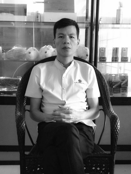 喜迎党的十九大著名核雕艺术家——戴祖权作品选登